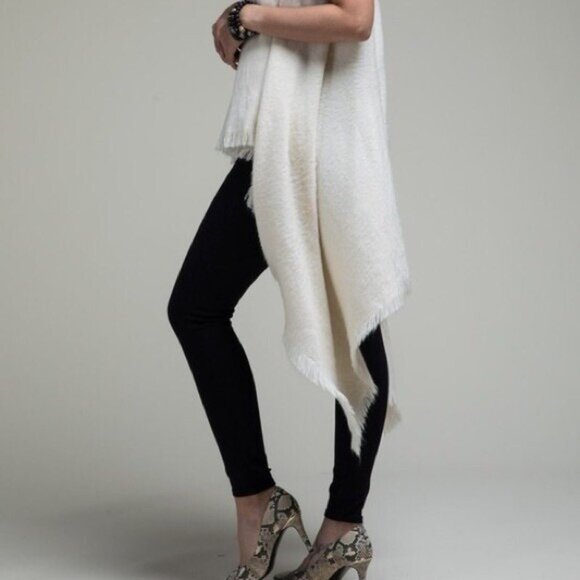 Ivory Vest with Fringe Cascading Open Front Tunic Top One Size Women Cardigan - Picture 4 of 6